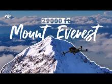 Embedded thumbnail for Zeitraffer-Drohnenvideo „Klettern“ auf den Gipfel des Mount Everest